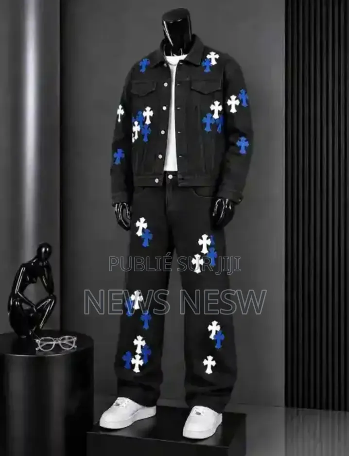 Vêtements Disponible