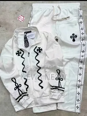 Vêtements Disponible