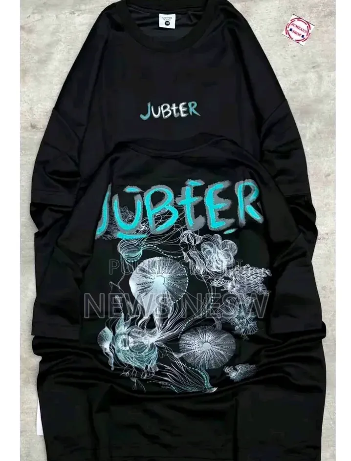 Vêtements Disponible