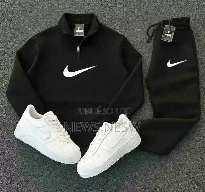 Vêtements Disponible