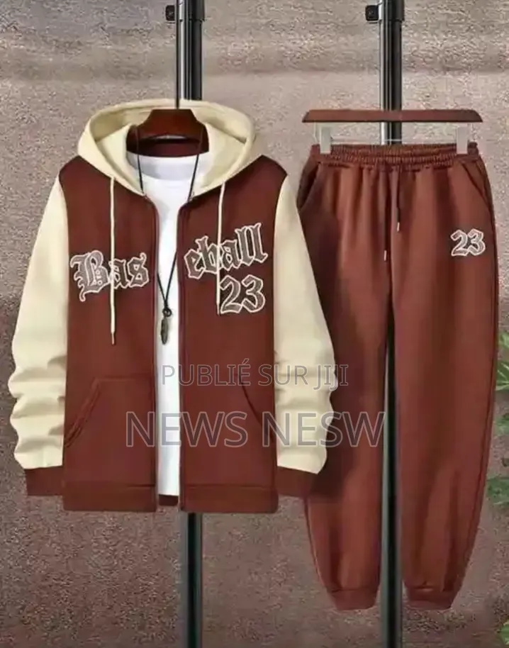 Vêtements Disponible