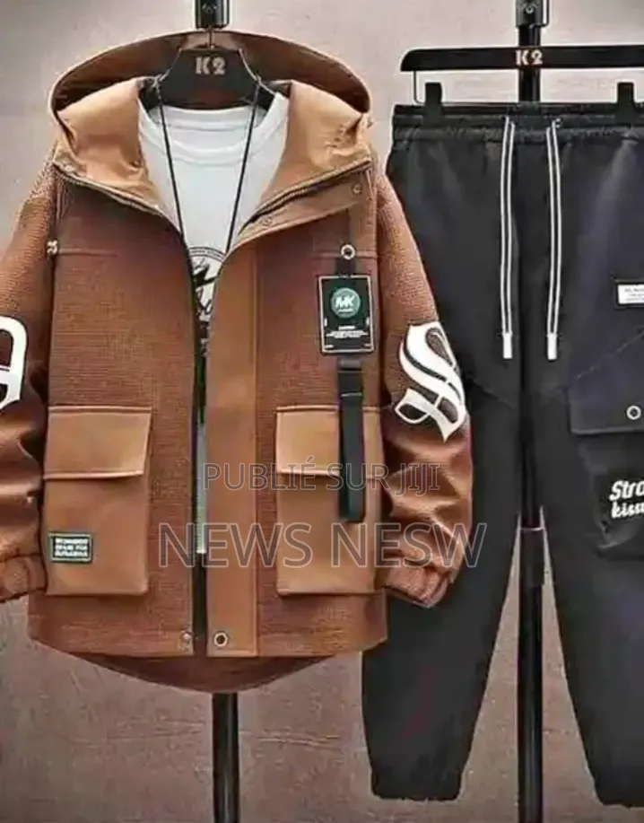 Vêtements Disponible