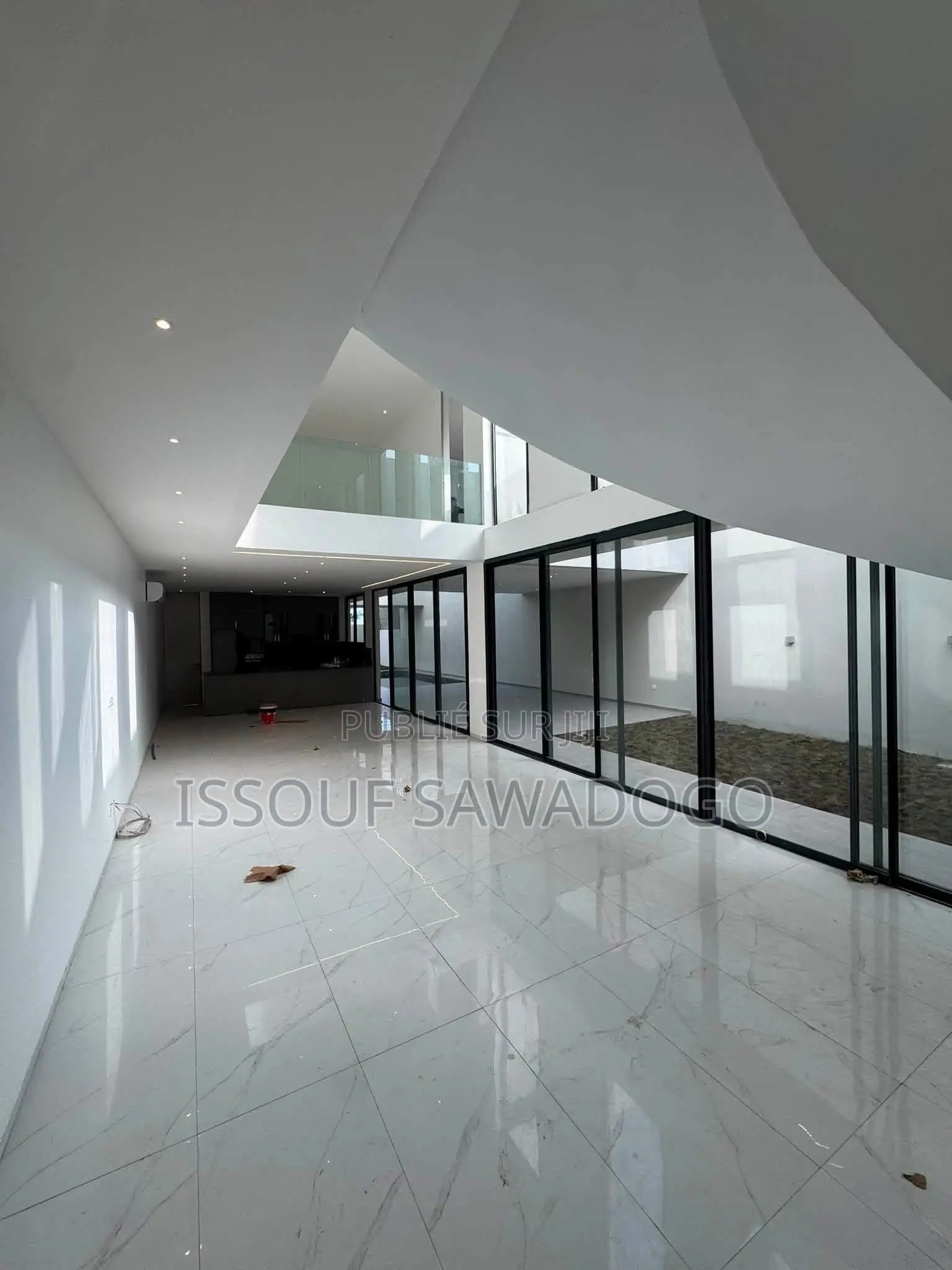 7chbre Duplex dans Isbank-Group, Cocody à Louer