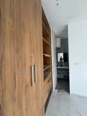 7chbre Duplex dans Isbank-Group, Cocody à Louer