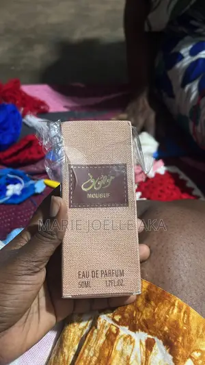 Parfum À Moindre Coût