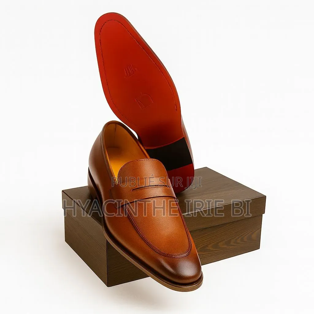 Souliers Matière Cuir Véritable Authentique Original P40-45
Style,