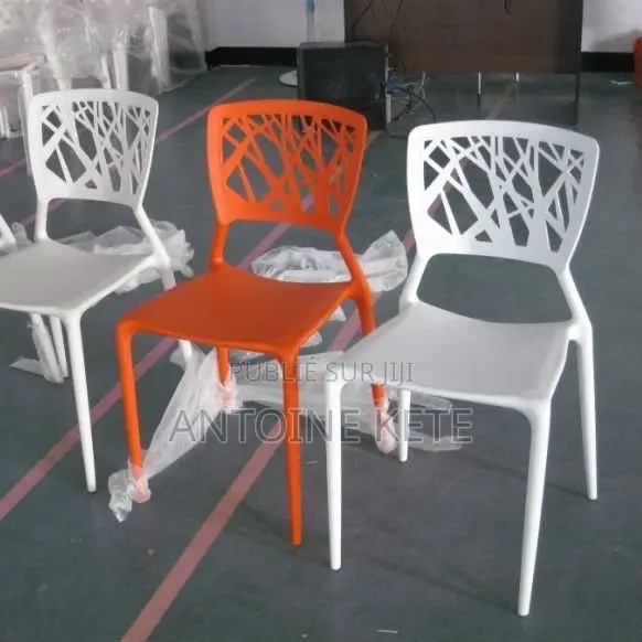 Chaise De Très Bonne Qualité