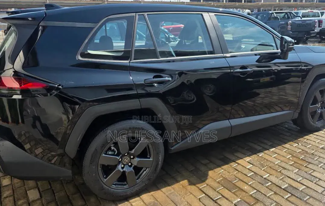 Nouveau Toyota RAV4 2026 Noir