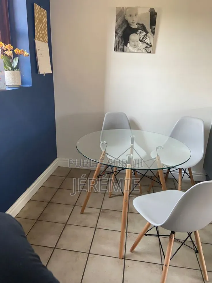 Table À Manger 4chaise