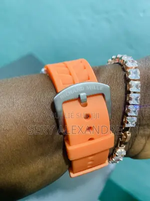 Montre Richard Mille Transparente Rose - 50.000F - Abidjan