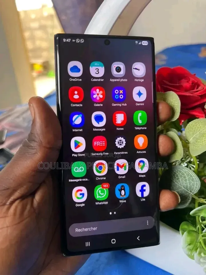 Nouveau Samsung Galaxy S22 Ultra 5G 256 GB Bronze