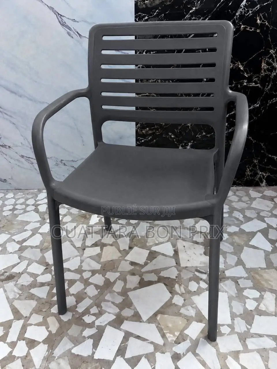 De Bonne Chaise