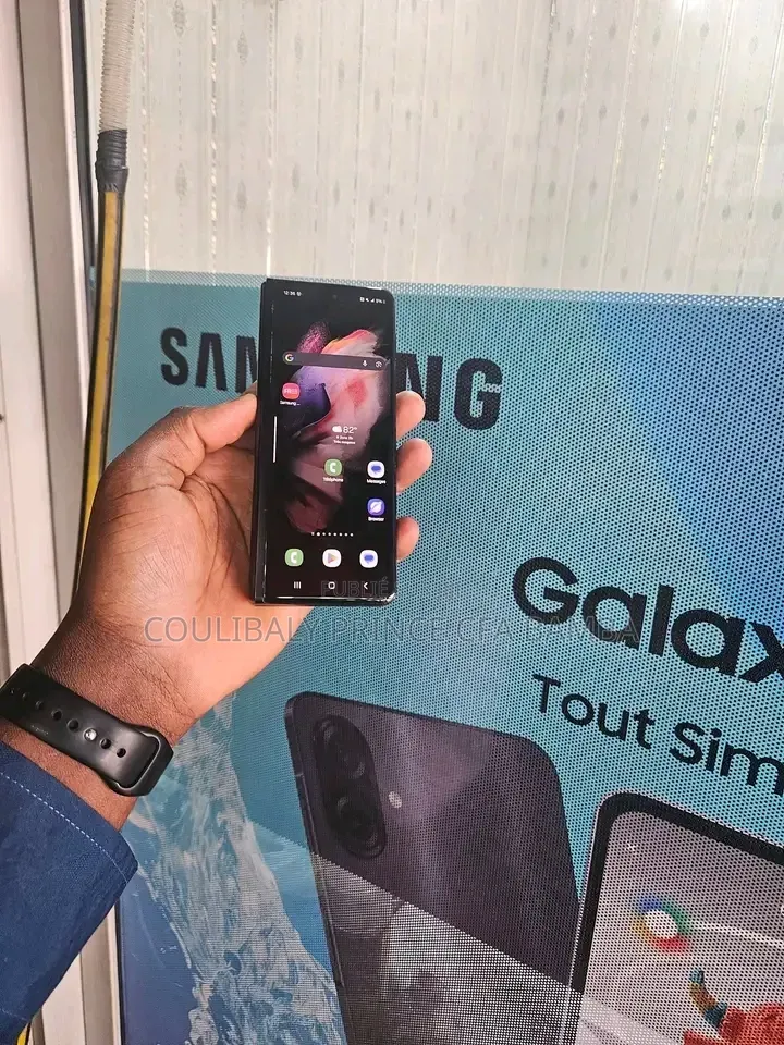 Nouveau Samsung Galaxy Z Fold 3 512 GB Bronze
