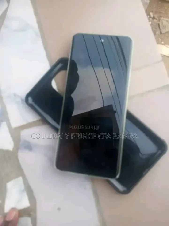 Nouveau Tecno Spark 40 Pro 256 GB Bronze