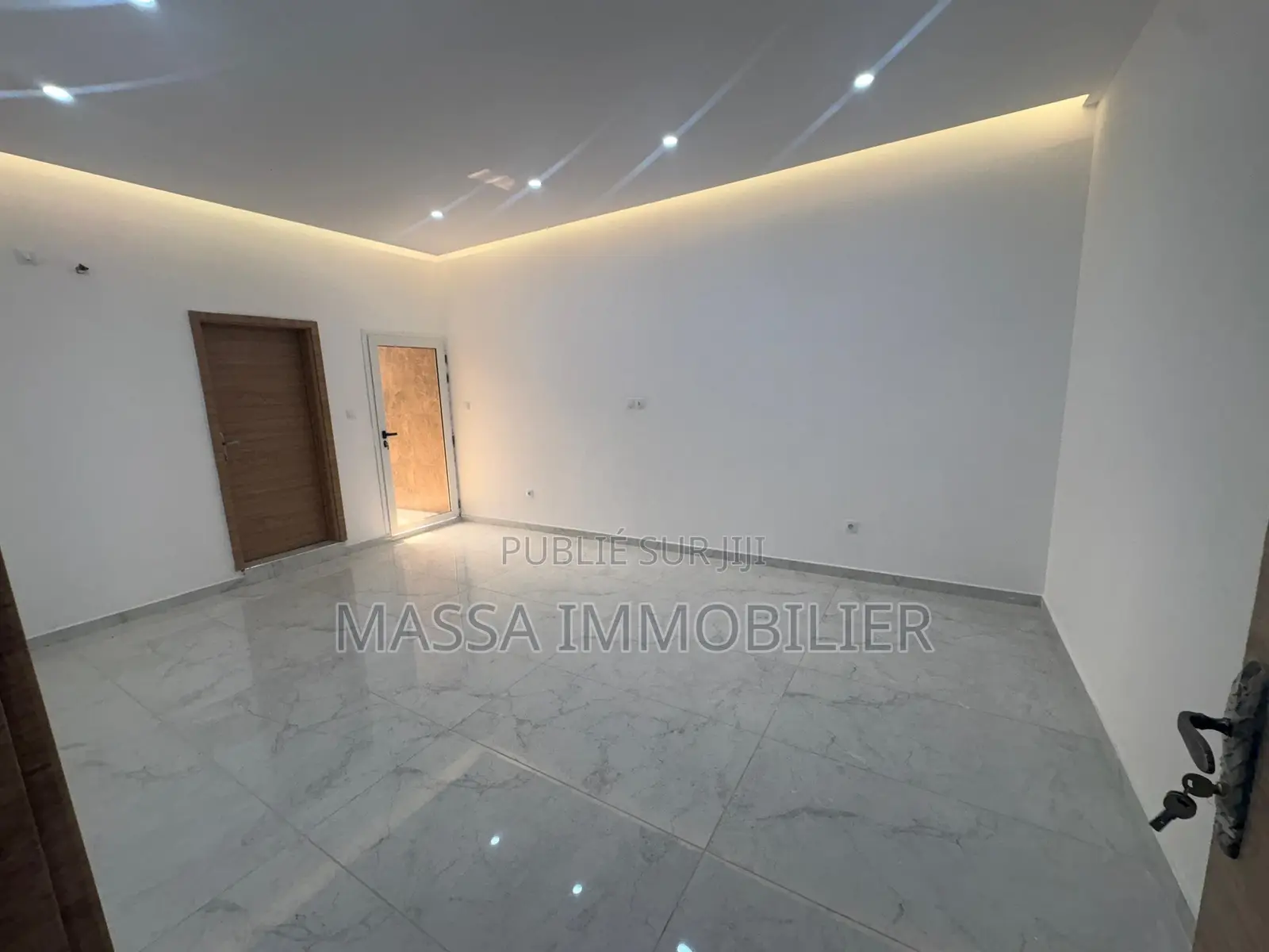 2chbre Appartement dans Massa Immobilier, Cocody à Vendre