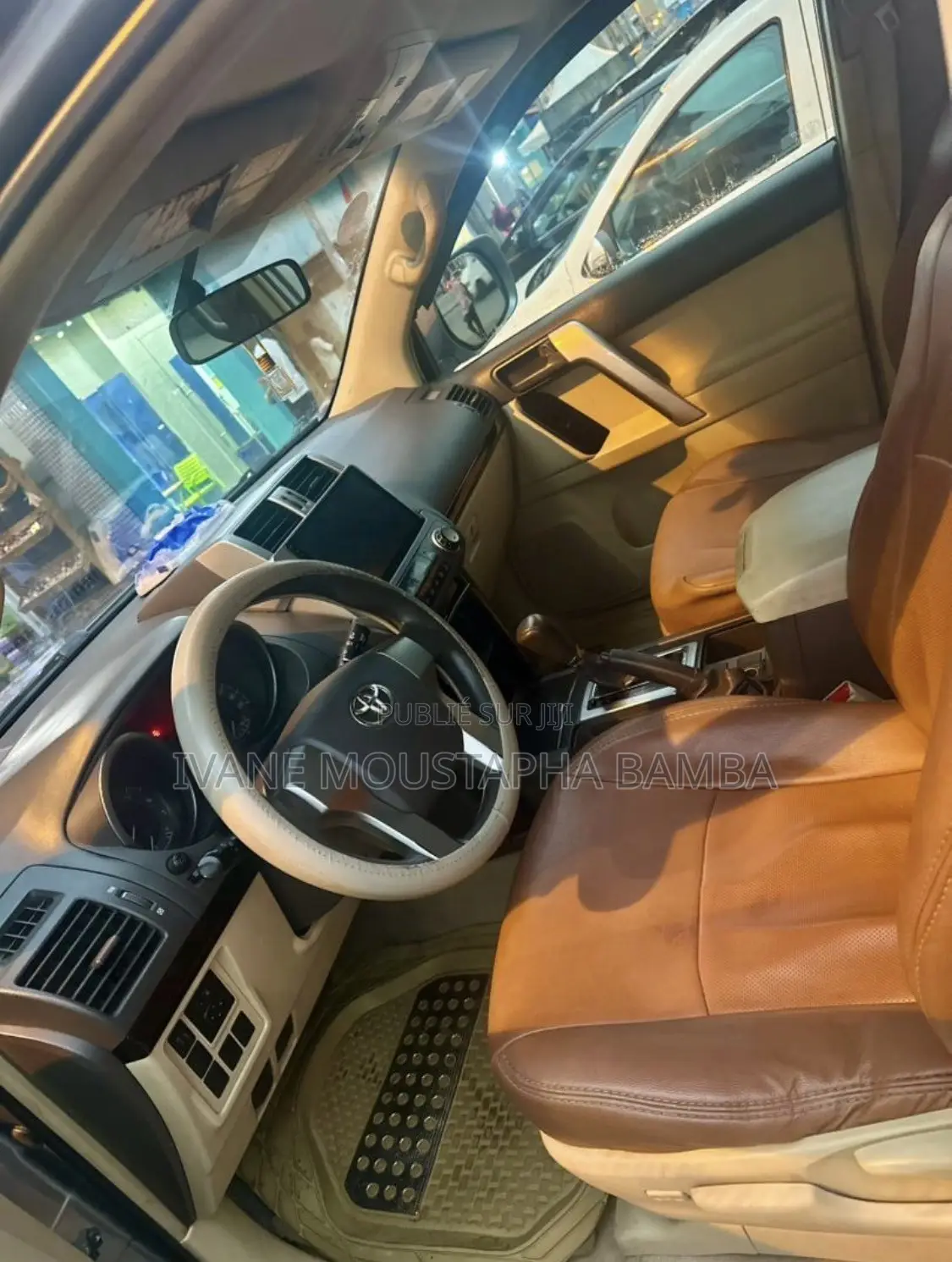 Nouveau Toyota Land Cruiser 2013 Gris
