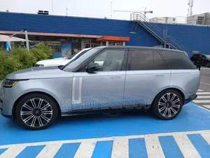 Nouveau Rover Land 2024 Bleu