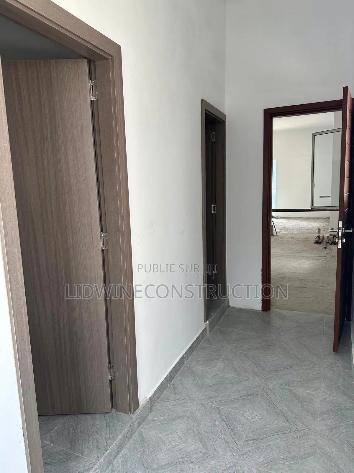 1chbre Appartement dans Le Plateau à Vendre