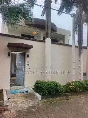 4chbre Duplex dans Le Plateau à Louer