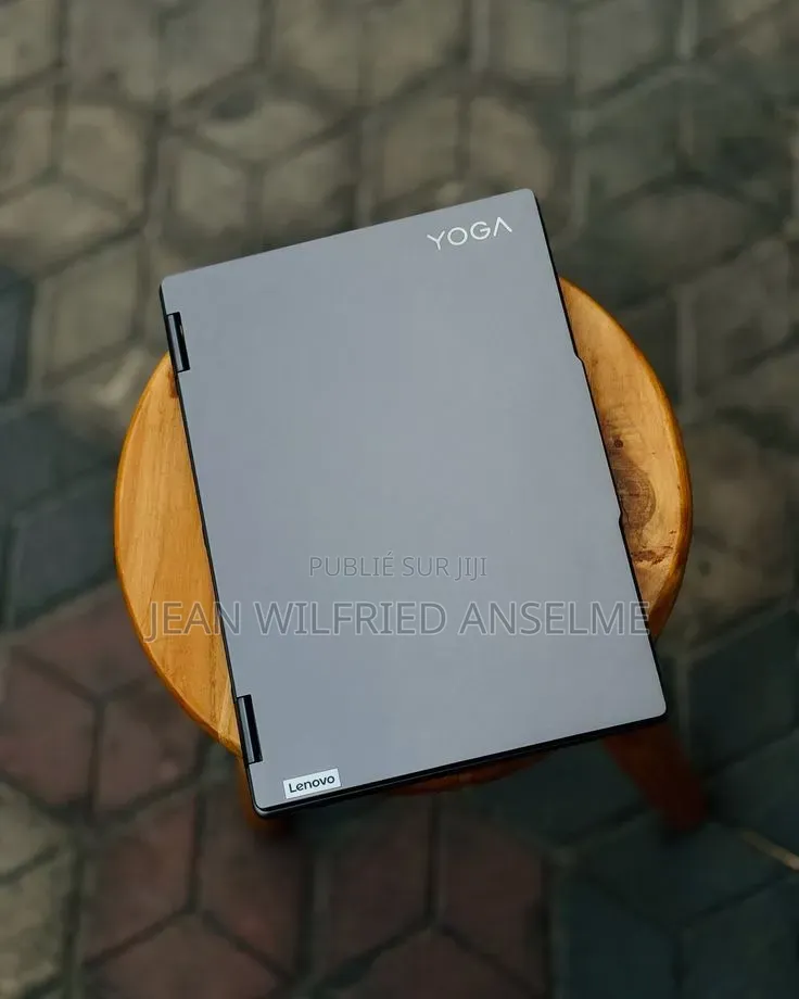 Nouveau Lenovo ThinkPad X1 Yoga 16GB Intel Core i7 SSD 1T
