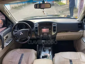 Mitsubishi Pajero 2024 Noir
