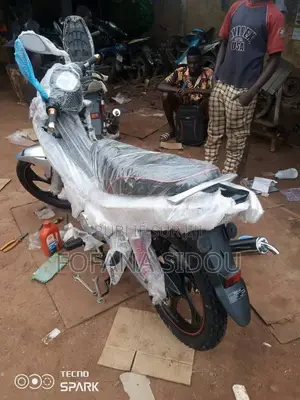 Nouveau KTM Duke 125 2023 Noir