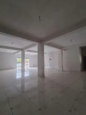 Magasin en Location
