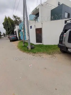 6chbre Duplex dans Cocody à Louer