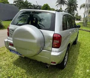 Toyota RAV4 2005 Beige