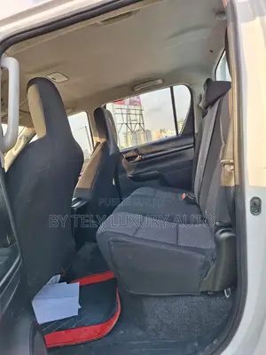 Nouveau Toyota Hilux 2024 Blanc