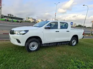Nouveau Toyota Hilux 2024 Blanc