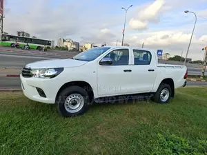 Nouveau Toyota Hilux 2024 Blanc