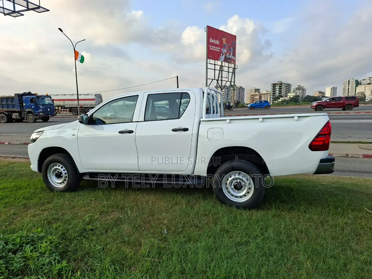 Nouveau Toyota Hilux 2024 Blanc