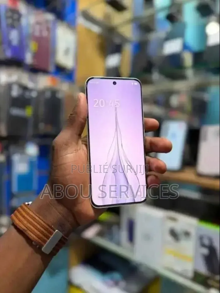 Nouveau Tecno Spark Slim 256 GB Blanc