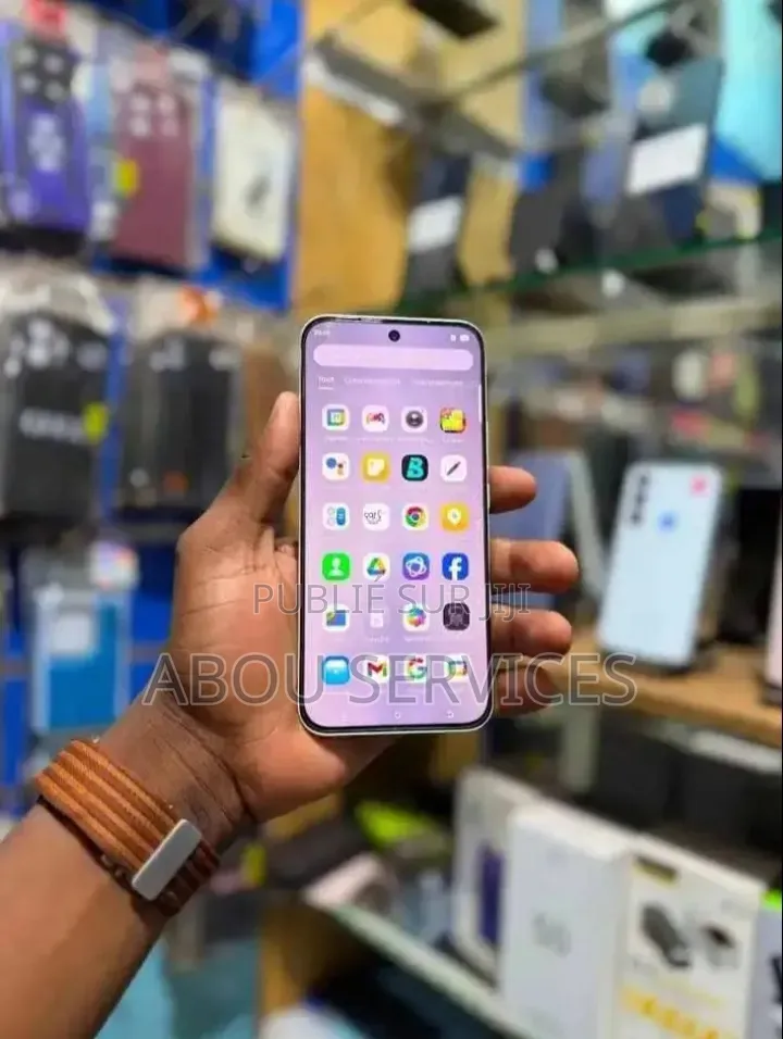 Nouveau Tecno Spark Slim 256 GB Blanc