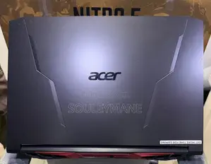 Ordinateur portable Acer Nitro 5 16GB AMD Ryzen 5 SSD 512GB