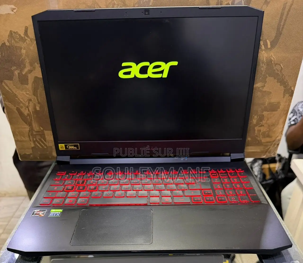 Ordinateur portable Acer Nitro 5 16GB AMD Ryzen 5 SSD 512GB