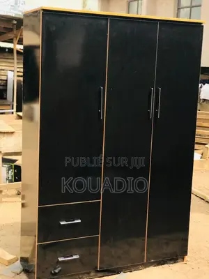 Placard Neuf