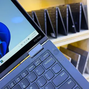 Nouveau Lenovo ThinkPad X1 Yoga 16GB Intel Core i5 SSD 256GB