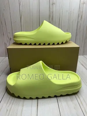 Sandale Yeezy