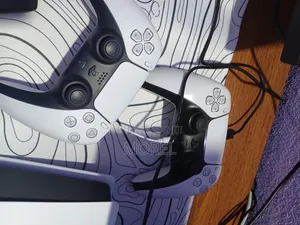 Ps5 Casi Neuf 1semaine D’utilisation