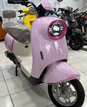 Nouveau Yamaha FZS V4 2024 Blanc