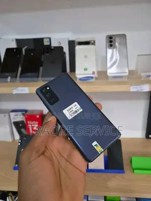 Nouveau Samsung Galaxy S20 FE 256 GB Autre