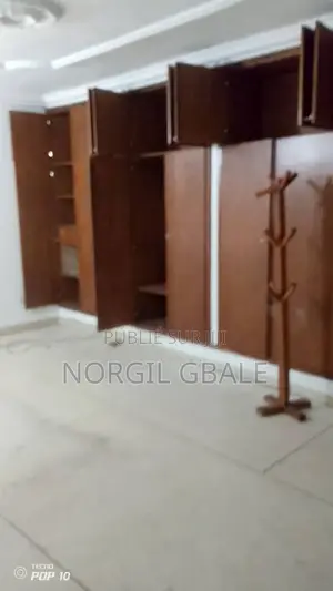 3chbre Appartement dans Avec Noco Naco, Deux Plateaux à Louer