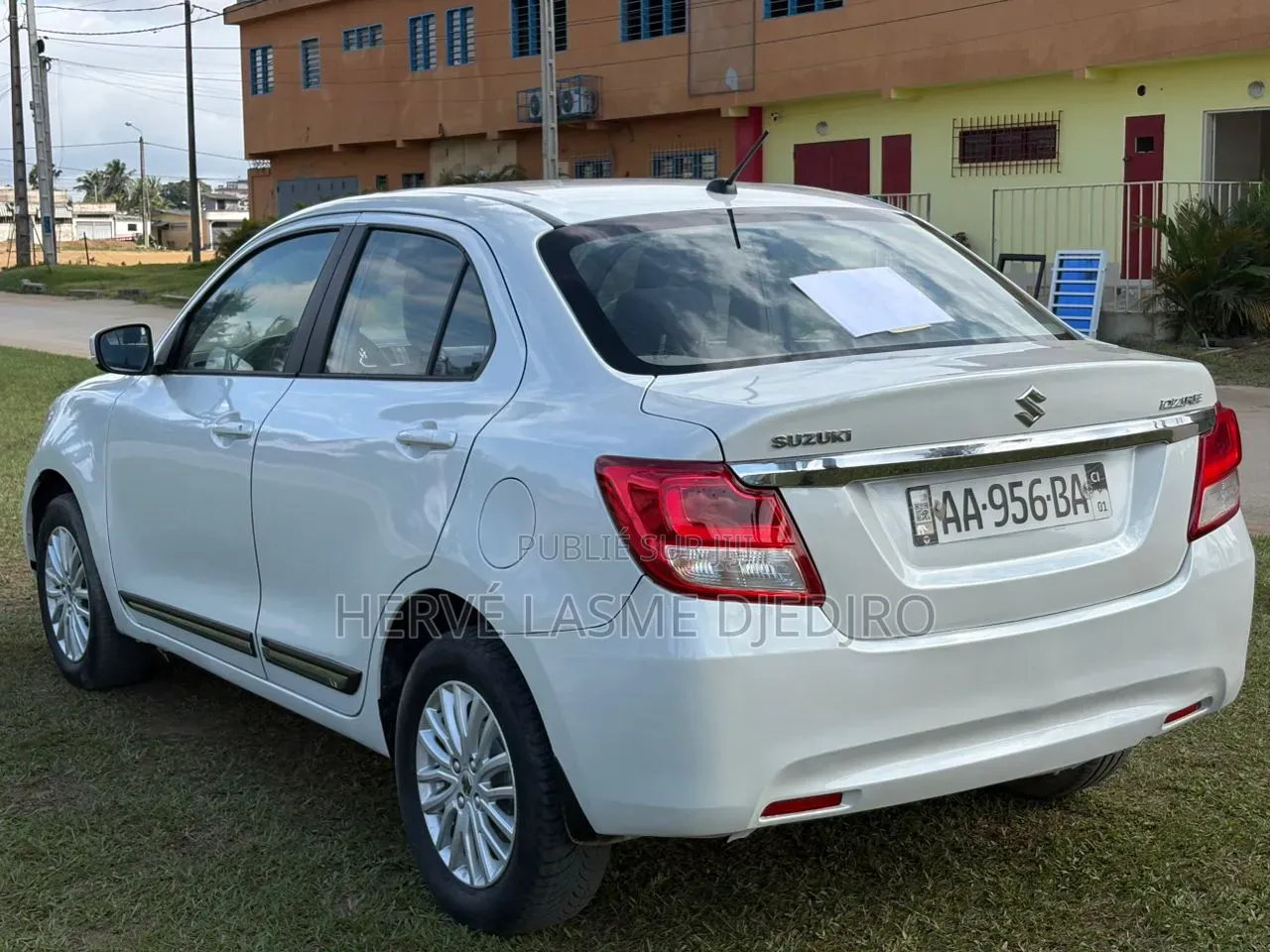 Suzuki Dzire 2024 Blanc