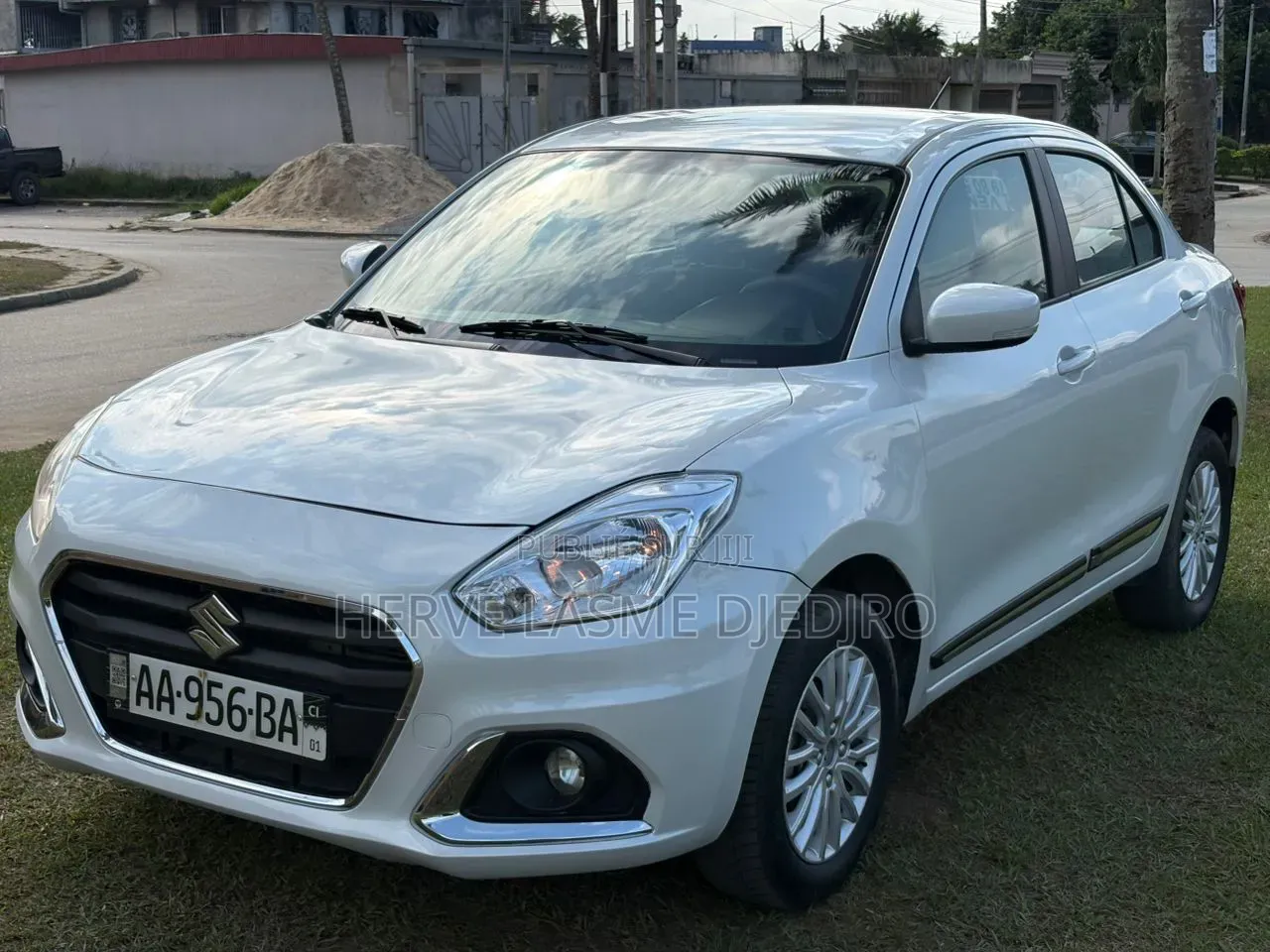 Suzuki Dzire 2024 Blanc