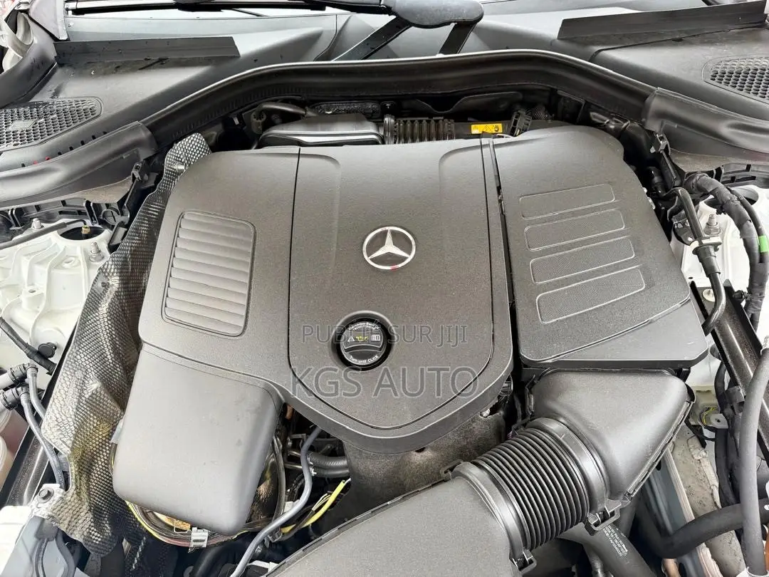 Mercedes-Benz GLC-Class GLC 300 2023 Blanc