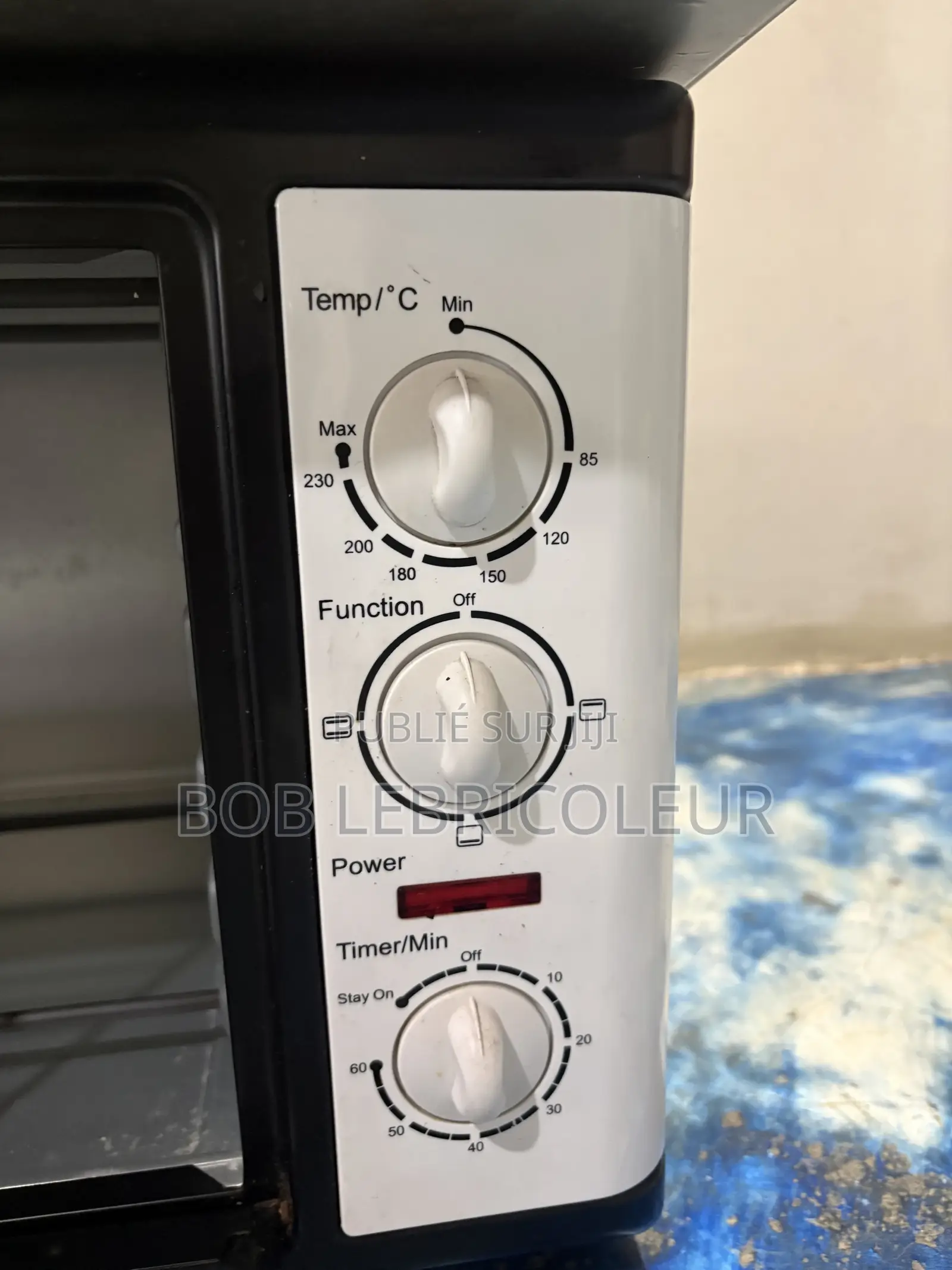 Mini-Four Électrique NASCO (TO9063; 230V~50Hz; 2100W)