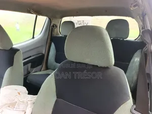 Mitsubishi L200 2011 Gris