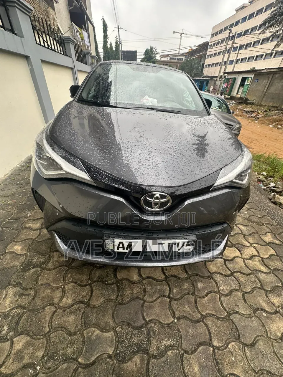 Toyota C-HR 2025 Gris